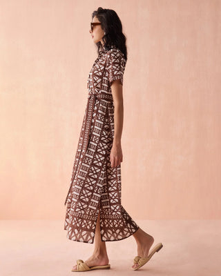 Amira Maxi
