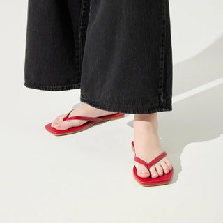 Mercer Flip Flop