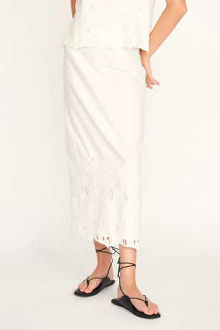 Lombok Skirt in White Embroidered Deco